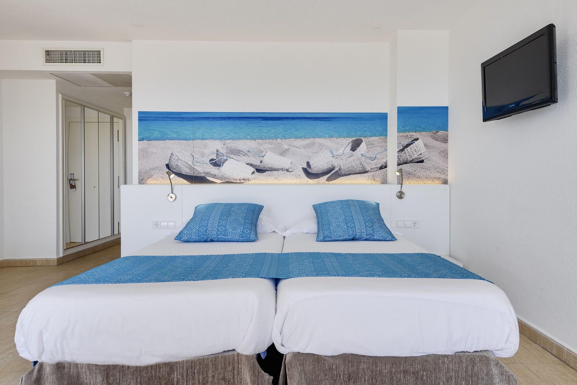 Aparthotel Tropic Garden Santa Eularia des Riu Eksteriør bilde