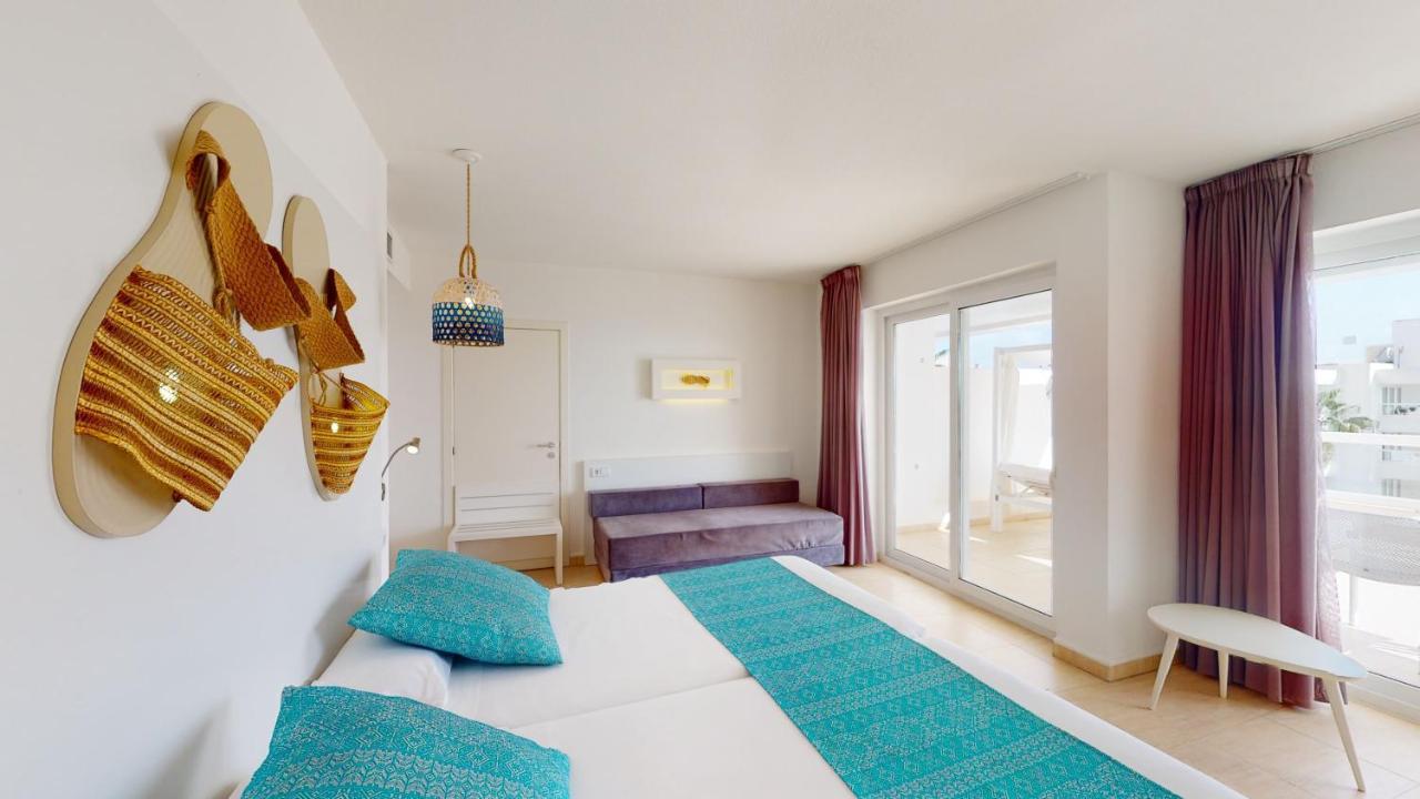 Aparthotel Tropic Garden Santa Eularia des Riu Eksteriør bilde
