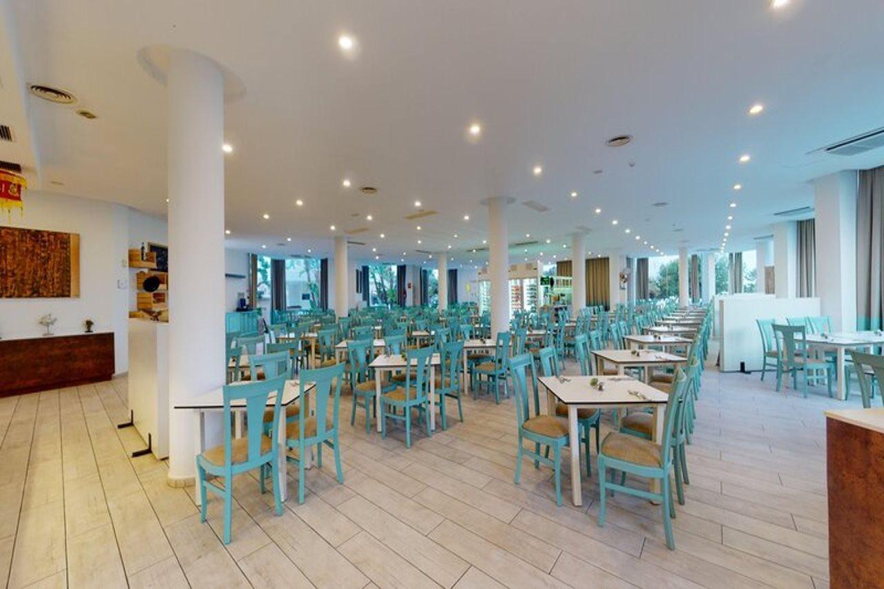 Aparthotel Tropic Garden Santa Eularia des Riu Eksteriør bilde