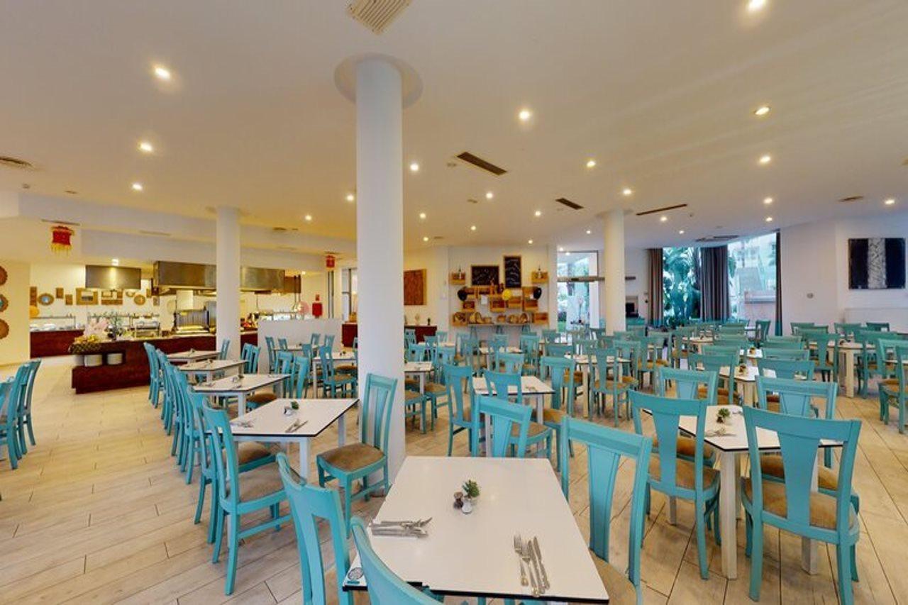 Aparthotel Tropic Garden Santa Eularia des Riu Eksteriør bilde
