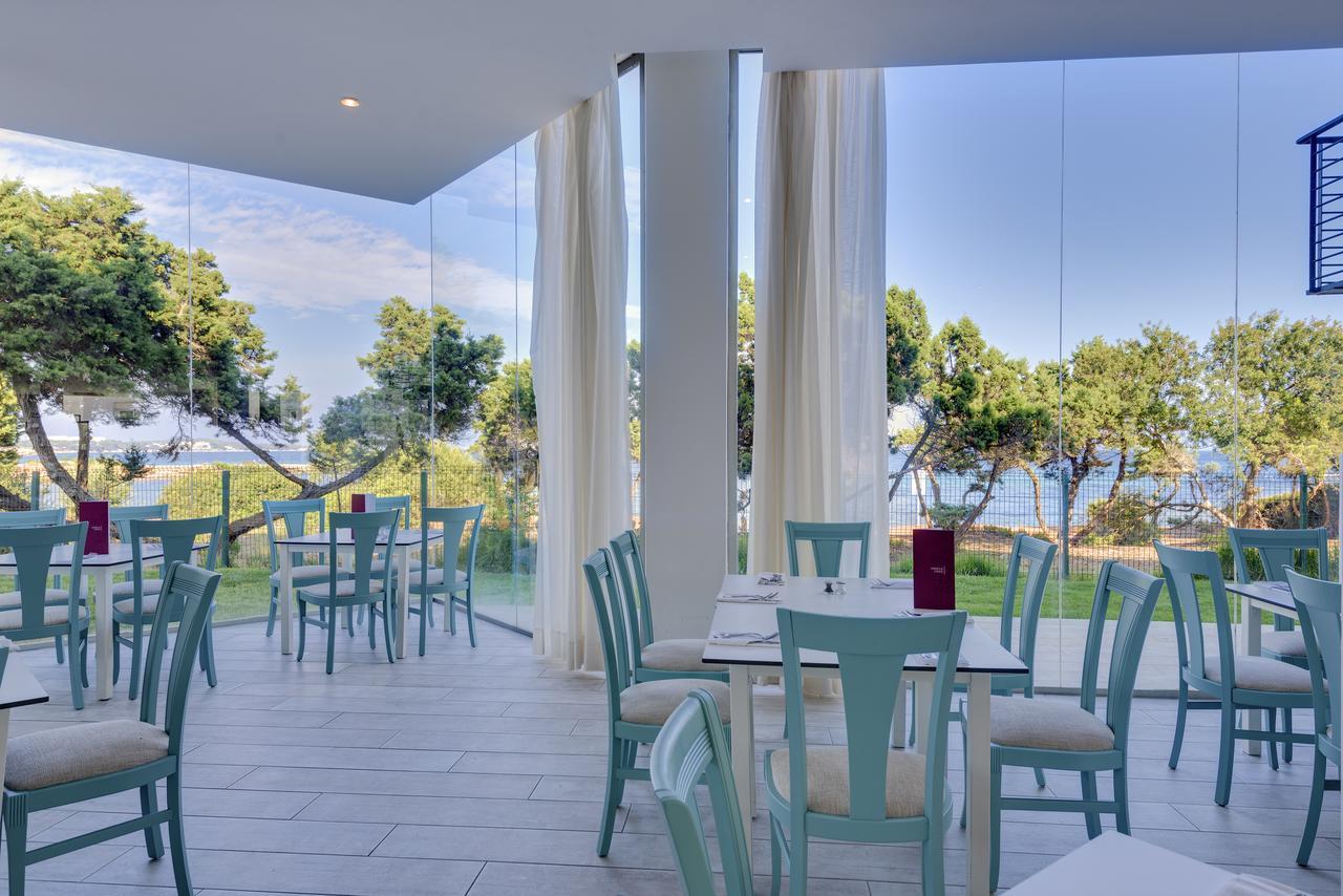 Aparthotel Tropic Garden Santa Eularia des Riu Eksteriør bilde